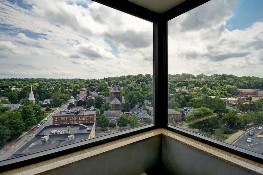 Four Points by Sheraton Boston Newton